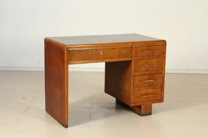 30-40 years desks