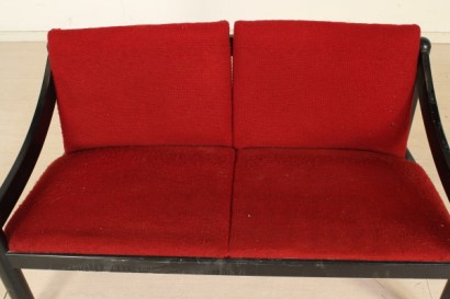 Divano Vico Magistretti, legno laccato, imbottitura in espanso, rivestimento, tessuto, discrete condizioni, #modernariato, #divani