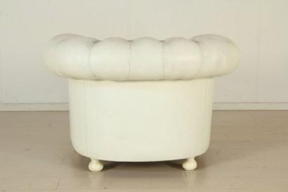 Poltrona Chesterfield, imbottitura in espanso, rivestimento in pelle, #modernariatopoltrone