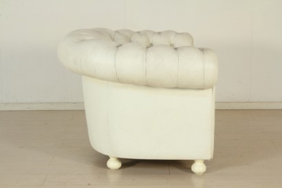 Poltrona Chesterfield, imbottitura in espanso, rivestimento in pelle, #modernariatopoltrone