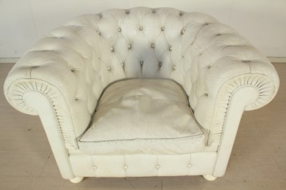 Poltrona Chesterfield, imbottitura in espanso, rivestimento in pelle, #modernariatopoltrone