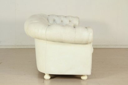 Sofá de Chesterfield, dos asientos, espuma acolchado, forro de cuero, # modernariatodivani