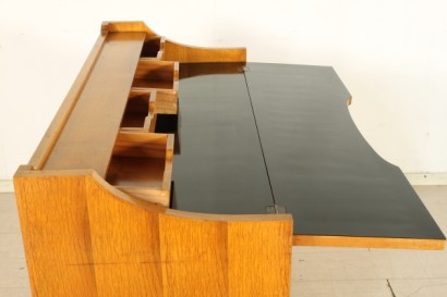 40 years, desk drawer, flap doors, veneered wood, covered with formica, good condition, signs of wear, written 80 cm, #modernariatomobili open