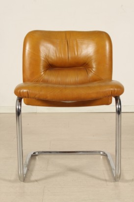 modernism, six chairs chairs years 70, structure in chromed metal, leather