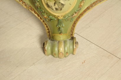 Cama y sillón de estilo barroco