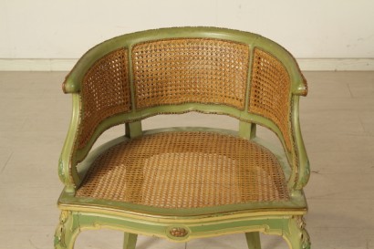 Cama y sillón de estilo barroco