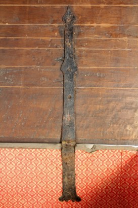 Cassapanca intarsiata, piedi a mensola, intagli, lesene laterali, pannelli decorati, coppia di pannelli, intarsi, cornice, piano apribile, dentellatura, cornice dentellata, #antiquariato, #altroantiquariato