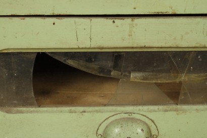 Cajonera con vidrio