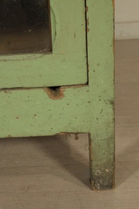 Cajonera con vidrio
