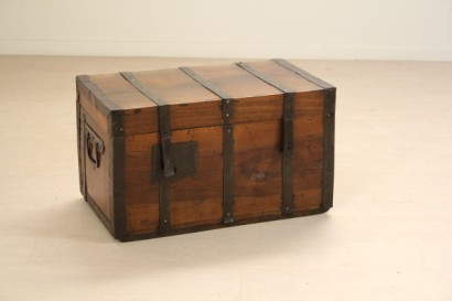 Trunk chest
