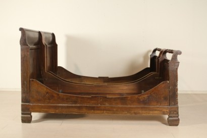 Bett, Walnuss-Reich, reich, 800, 1800, Nussbaum, hergestellt in Italien, #antiquariato, #letti, #dimanoinmano