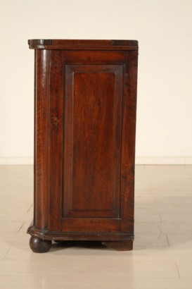 wood door, walnut, 800, made in italy, #antiquariato, #altrimobili, #dimanoinmano