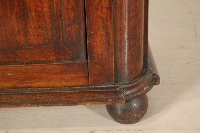 wood door, walnut, 800, made in italy, #antiquariato, #altrimobili, #dimanoinmano