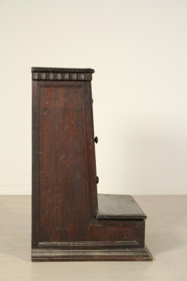 Low prie-Dieu, walnut, 600, 1600, made in italy, #antiquariato, #altrimobili, #dimanoinmano