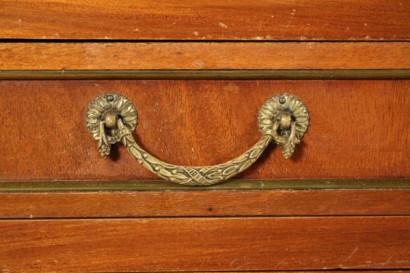 Desk, brass, leather, mahogany, neoclassical, 900, made in italy, #bottega, #mobiliinstile, #dimanoinmano