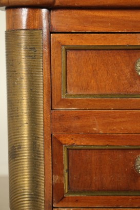 Desk, brass, leather, mahogany, neoclassical, 900, made in italy, #bottega, #mobiliinstile, #dimanoinmano