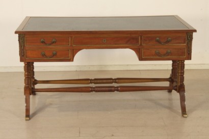 Desk, brass, leather, bronze, mahogany, 900, England, #bottega, #mobiliinstile, #dimanoinmano