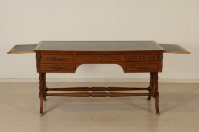 Desk, brass, leather, bronze, mahogany, 900, England, #bottega, #mobiliinstile, #dimanoinmano