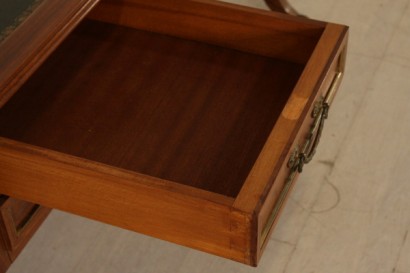 Desk, brass, leather, bronze, mahogany, 900, England, #bottega, #mobiliinstile, #dimanoinmano