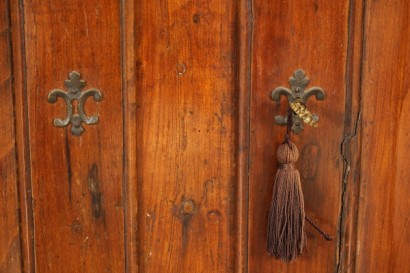 bahut, cherry, 700, Vénétie, en Italie, #antiquariato, #credenze, #dimanoinmano