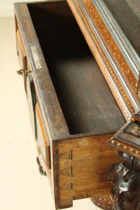 Featured, Elfenbein, Neo Gothic, Mahagoni, 800, 1800, hergestellt in Italien, #antiquariato, #librerie, #vetrine, #dimanoinmano