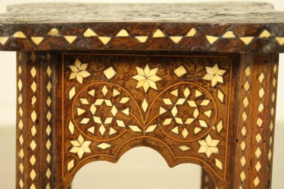 Tavolino intarsiato avorio