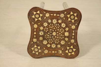 Tavolino intarsiato avorio