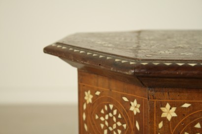 Tavolino intarsiato avorio
