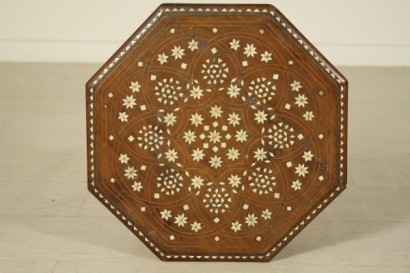 Tavolino intarsiato avorio