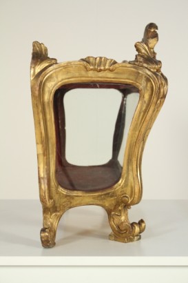 Teca intagliata e dorata