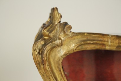 Teca intagliata e dorata