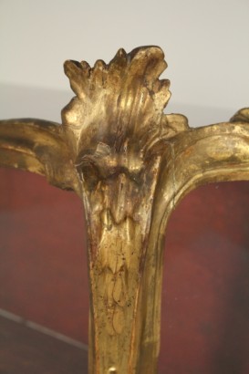 Teca intagliata e dorata