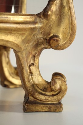 Teca intagliata e dorata