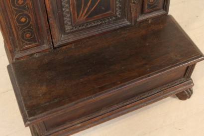 Inginocchiatoio intarsiato