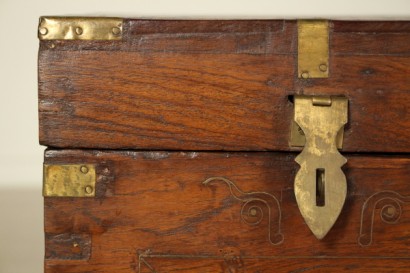 Kofferraum, orientalischer Stil, Messing, Teakholz, 900, 1900, #antiques, #altrimobili, # {* $ 0 $ *}