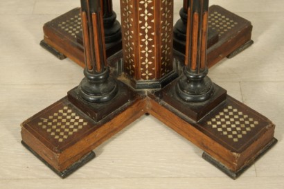 Table basse incrusté d’Ivoire