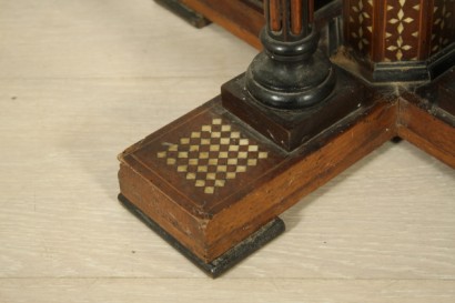 Table basse incrusté d’Ivoire