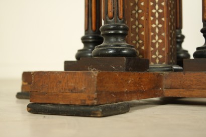 Table basse incrusté d’Ivoire