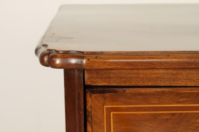 Kommode, Nussbaum, Mahagoni, Ahorn, Nussbaum, unten 700, hergestellt in Italien, #antiquariato, #cassettoni, #comò, #dimanoinmano