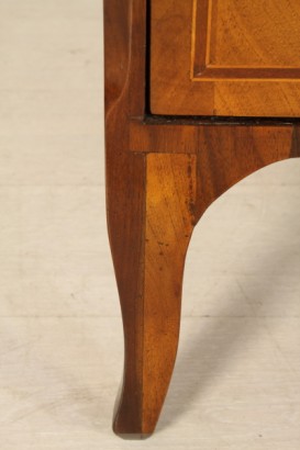 Kommode, Nussbaum, Mahagoni, Ahorn, Nussbaum, unten 700, hergestellt in Italien, #antiquariato, #cassettoni, #comò, #dimanoinmano