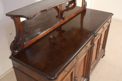 Credenza Umbertina
