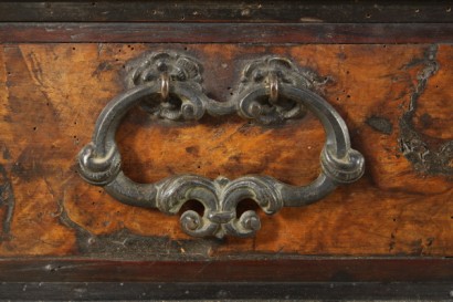 Canterano, Walnuss, Massivholz, 1600, hergestellt in Italien, #antiquariato, #cassettoni, #comò, #dimanoinmano