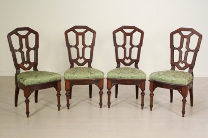 Gruppo quattro sedie