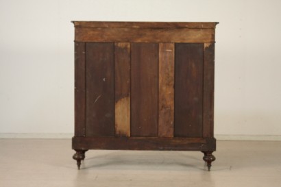 Credenza decorata