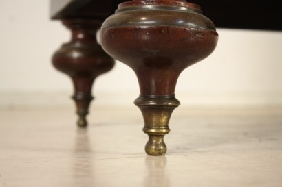 Credenza decorata
