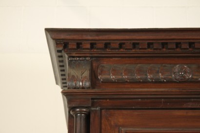 Credenza Neorinascimento