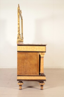 Lato Credenza tre ante con specchio
