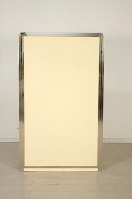 vetrina, anni 70, anni 80, made in italy, legno laccato, metallo, ottone, vetro fumè, #modernariato, #mobilio, #dimanoinmano