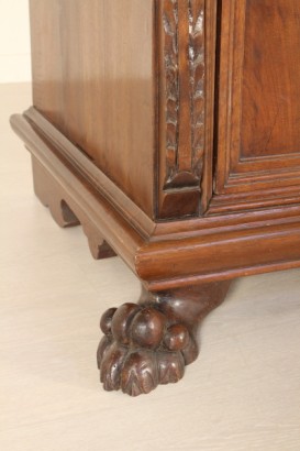 Schrank, 800, Walnuss, hergestellt in Italien, #bottega, #umbertino, #dimanoinmano