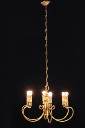 Sechs-armige Kronleuchter